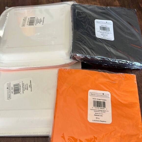 Halloween Party Items- Party Bowls, Plates, Napkins, Spoons, Knives, Forks, Cups - Picture 14 of 16